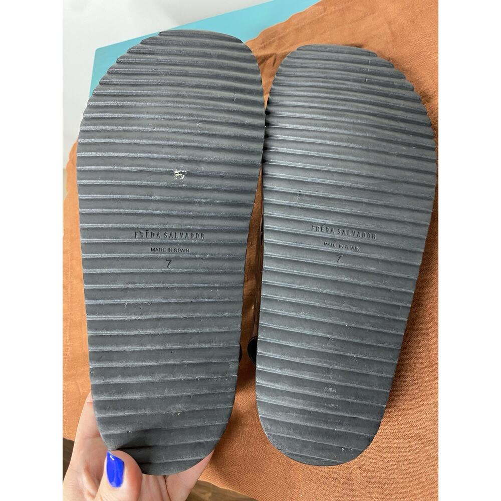 Freda Salvador Piper Leather Sandal Women's 7 Black Croc Pattern Slingback Flat - Picture 10 of 10